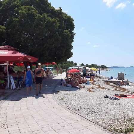 Apartman Deni Peroj Esterno foto