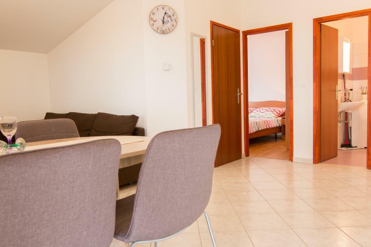 Apartman Deni Peroj Esterno foto